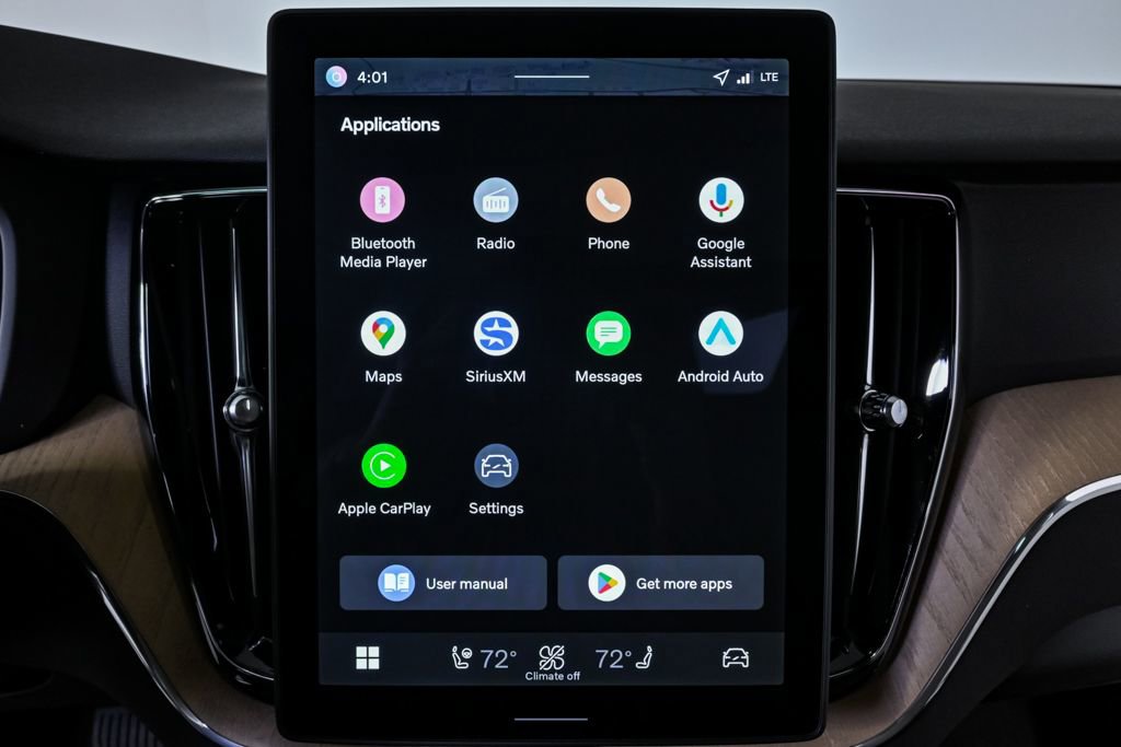 New 2026 Volvo XC60 T8 Core w/ Climate Package PRO image 13