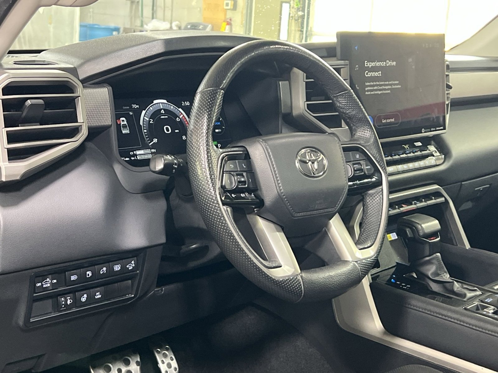 Used 2023 Toyota Tundra Limited image 14