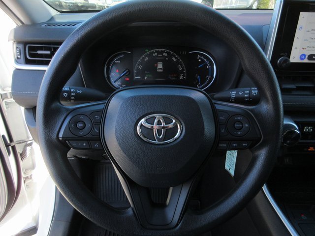 Used 2024 Toyota RAV4 LE image 11