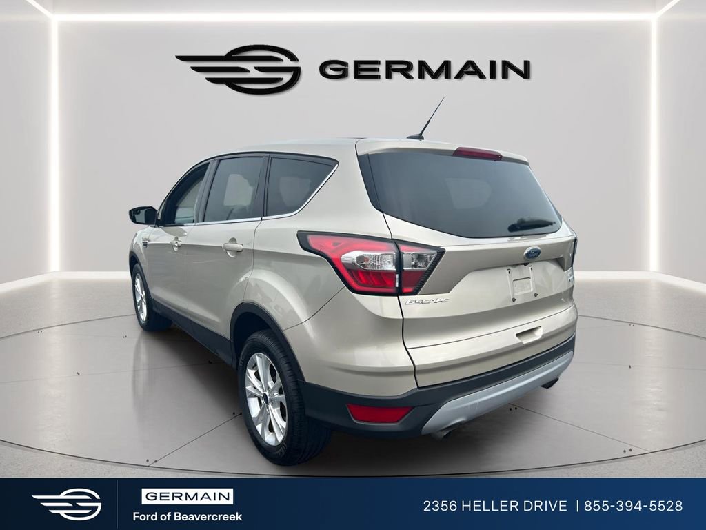 Used 2017 Ford Escape SE w/ SE Cold Weather Package image 4