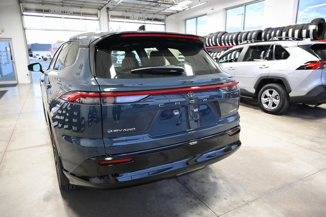 New 2025 Toyota Crown Signia image 7