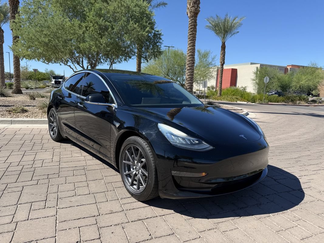 Used 2019 Tesla Model 3 Long Range RWD image 1