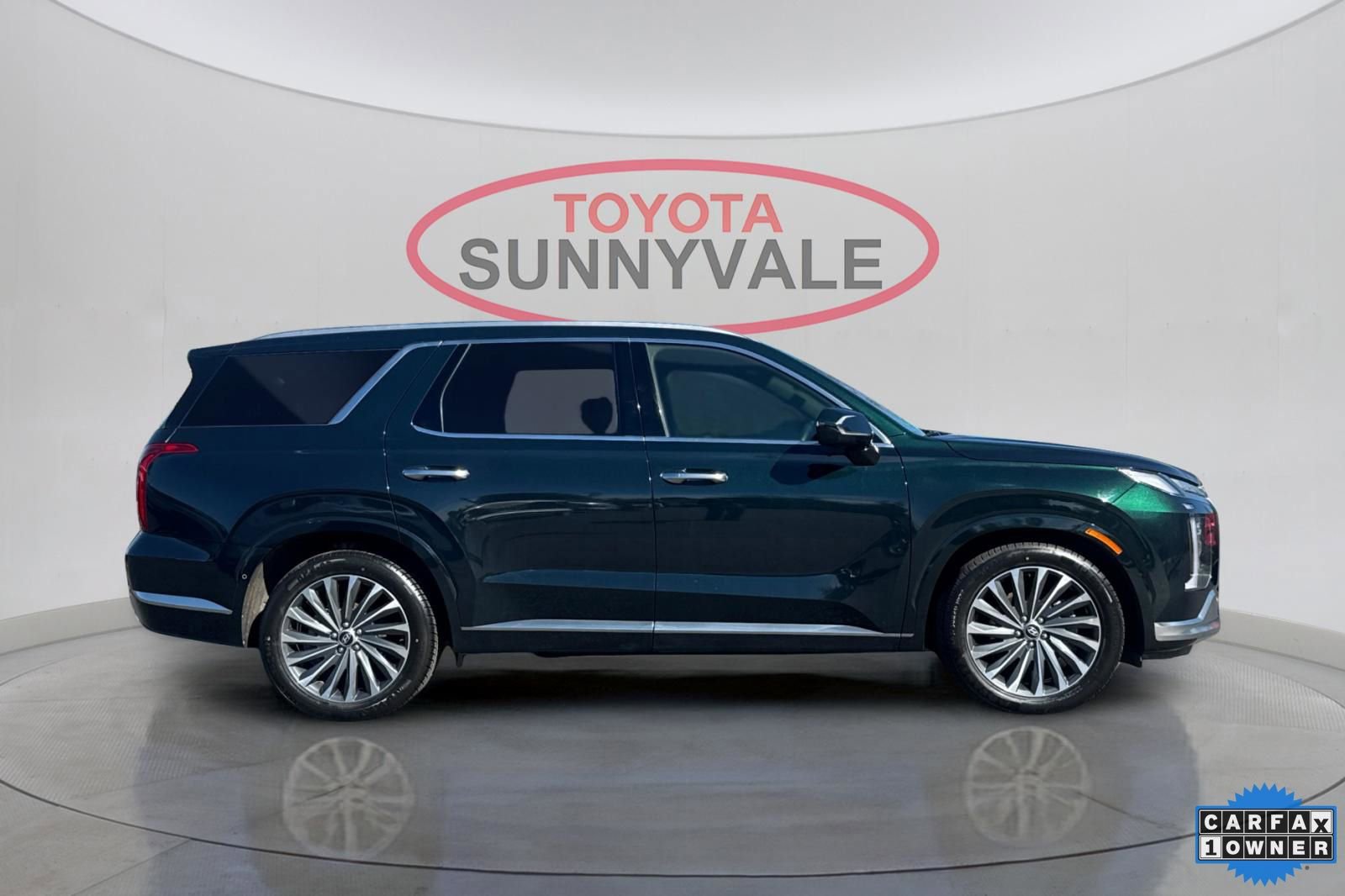 Used 2024 Hyundai Palisade Calligraphy image 9