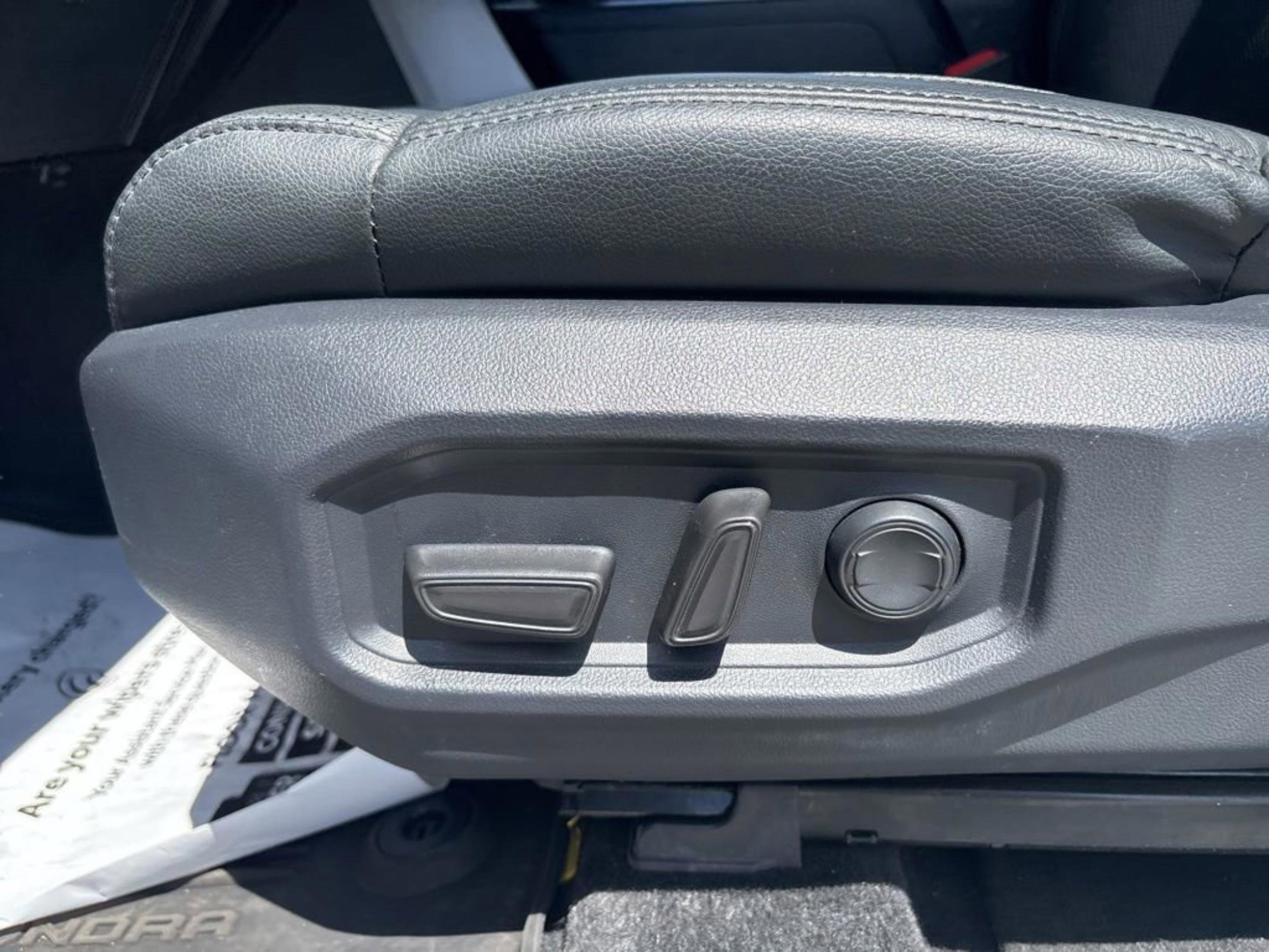 Used 2024 Toyota Tundra SR5 w/ SR5 Premium Package image 31