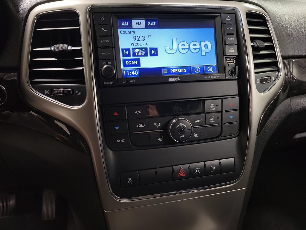 Used 2012 Jeep Grand Cherokee Laredo AWD/4WD image 19