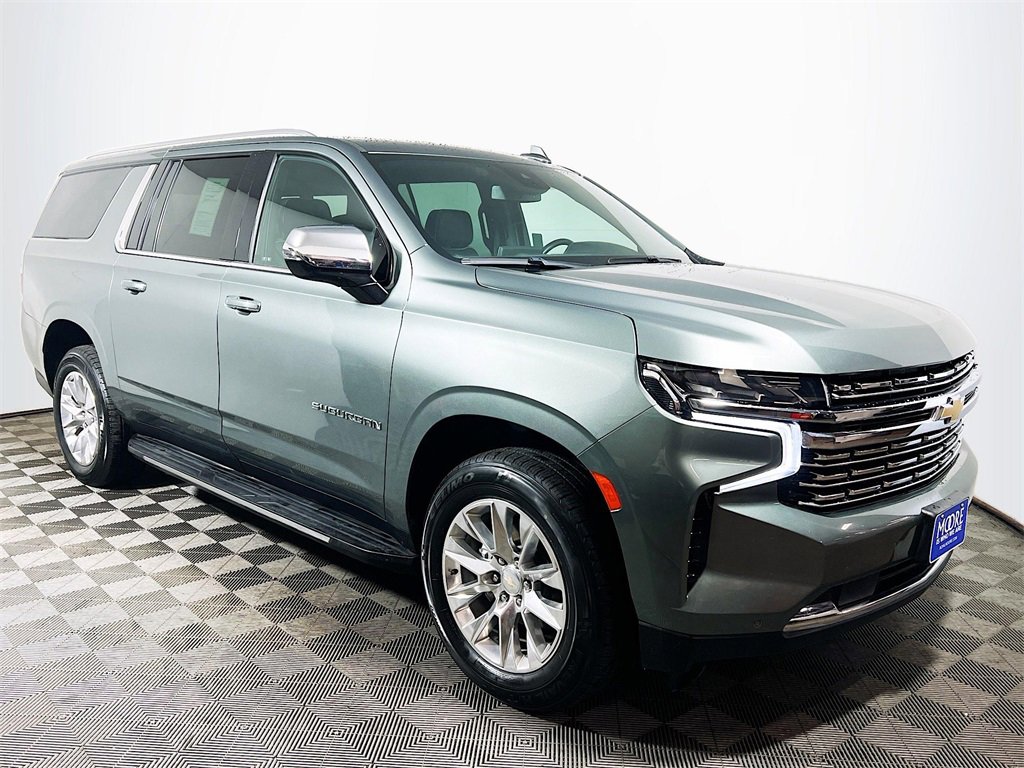Used 2023 Chevrolet Suburban Premier image 1