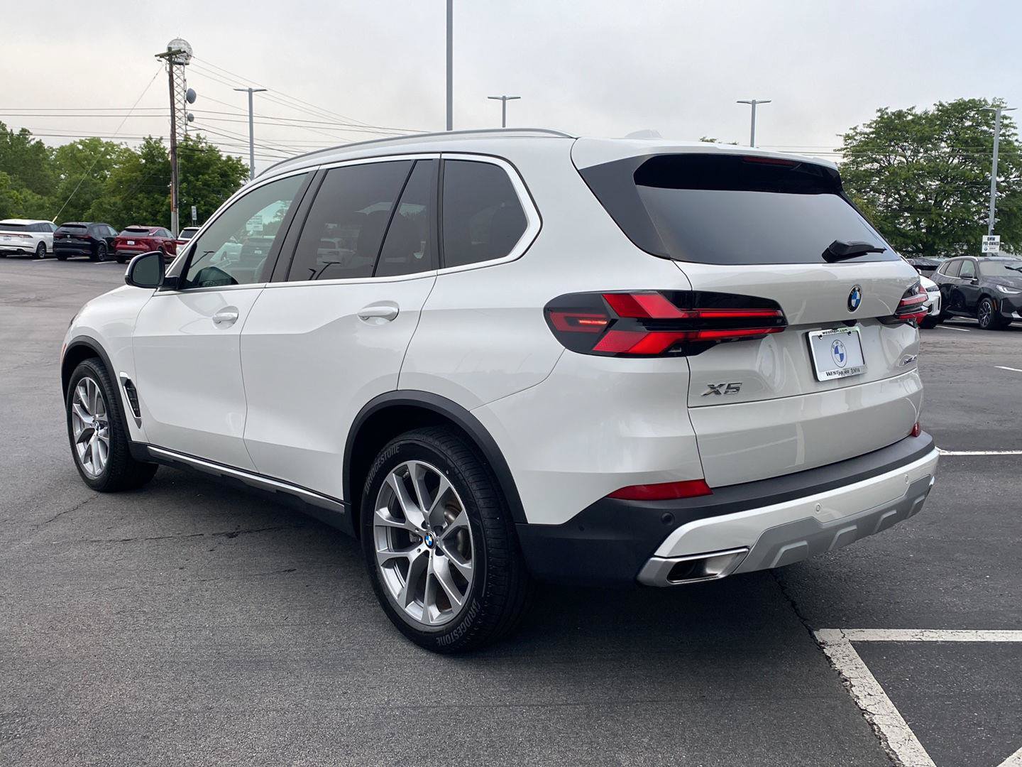 New 2026 BMW X5 xDrive40i w/ Climate Comfort Package AWD/4WD image 9