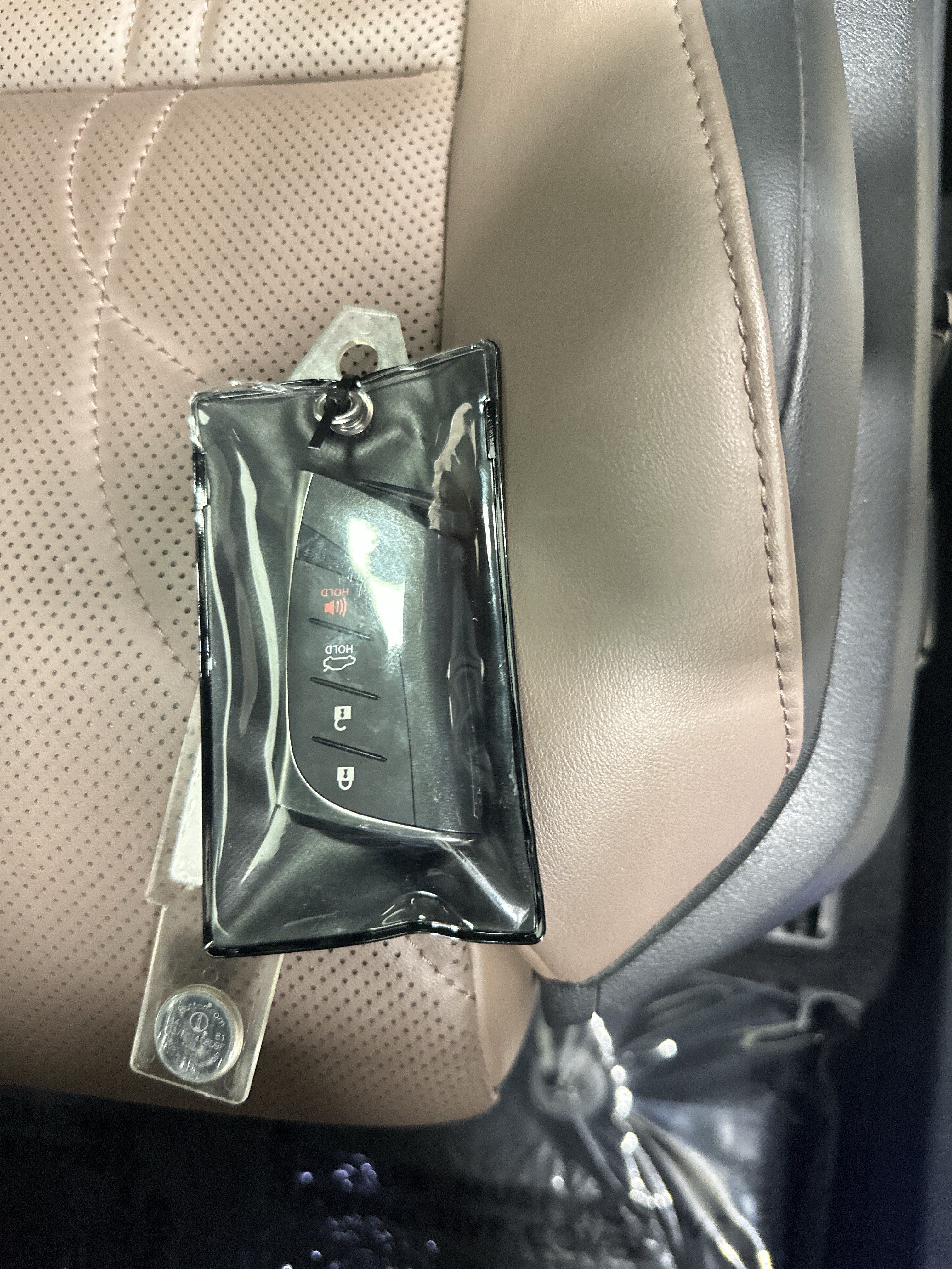 Certified 2024 Lexus ES 300h Ultra Luxury w/ Accessory Package (Z1) FWD image 36