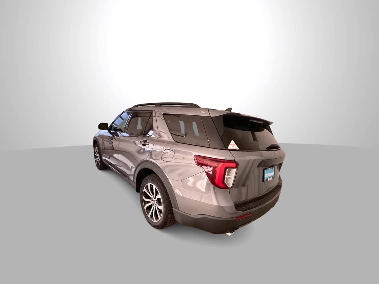 Used 2022 Ford Explorer ST-Line AWD/4WD image 6