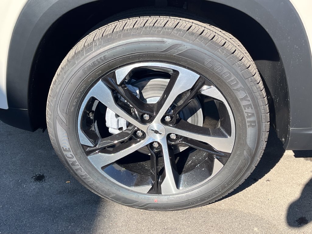 New 2026 Chevrolet Trax RS FWD image 26