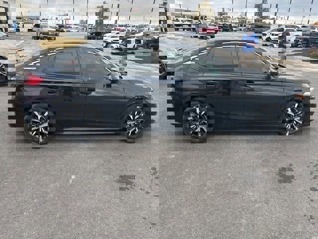 Used 2024 Honda Civic EX-L image 6