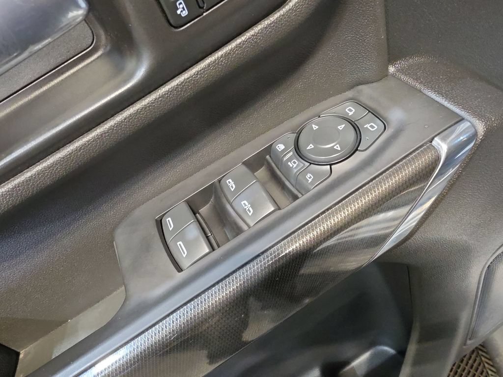 Used 2022 GMC Sierra 2500 AT4 w/ AT4 Preferred Package AWD/4WD image 15