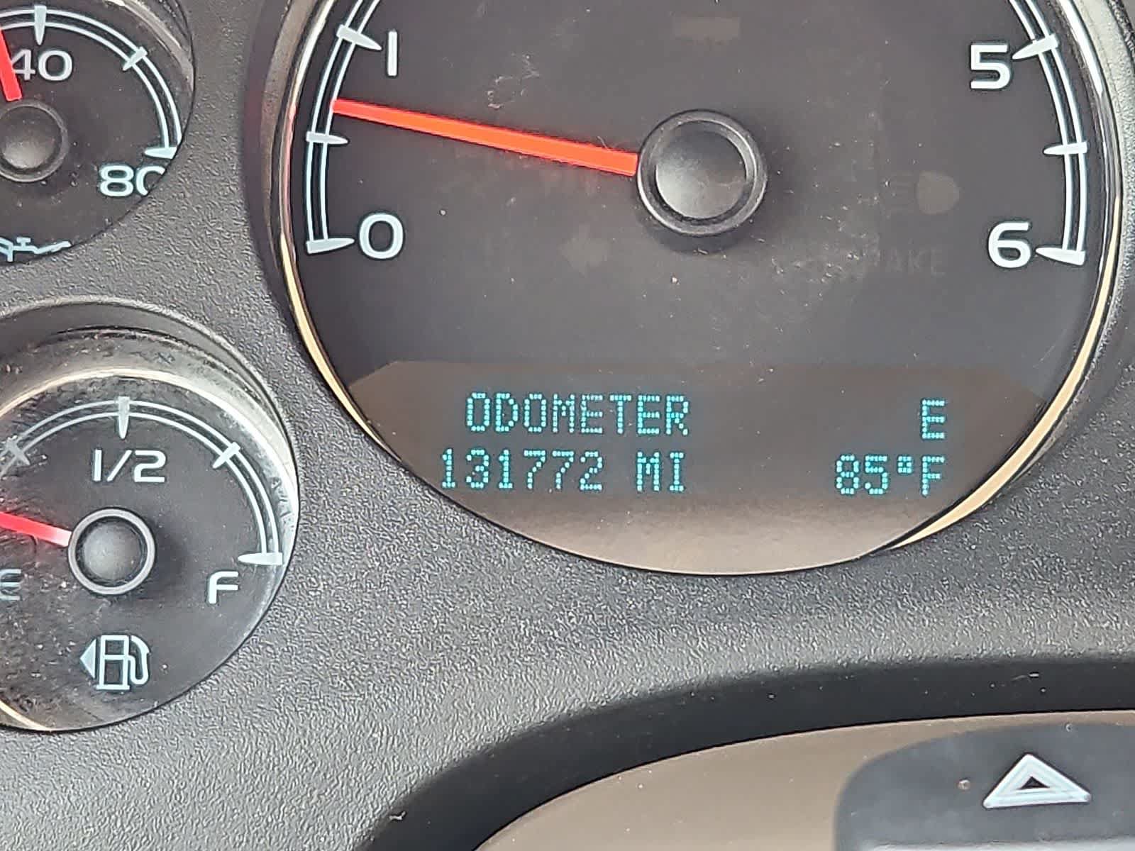 Used 2014 GMC Yukon SLT w/ Texas Edition AWD/4WD image 18
