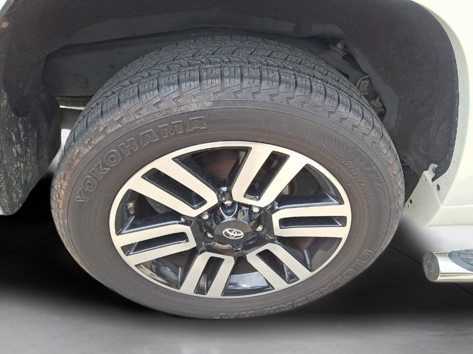 Used 2018 Toyota 4Runner Limited AWD/4WD image 72