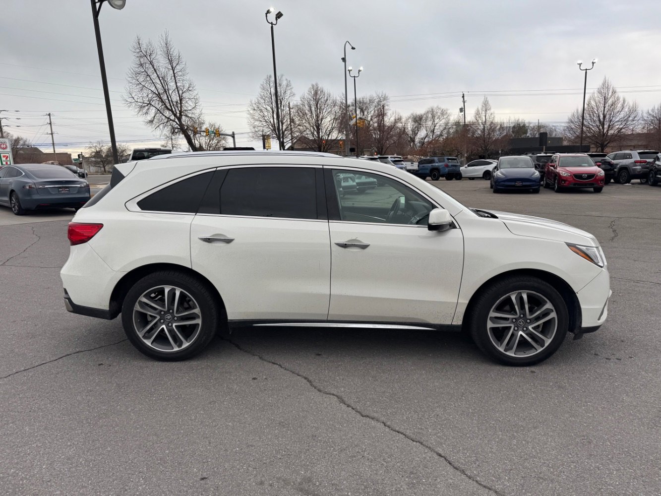 Used 2017 Acura MDX SH-AWD image 6