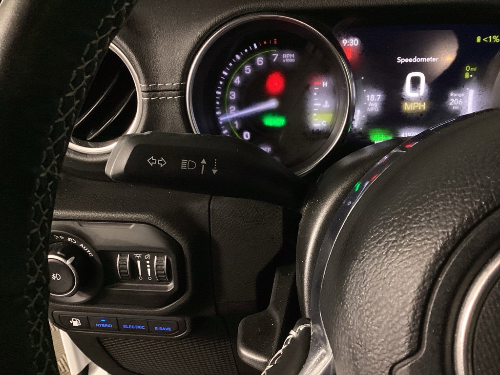 Used 2022 Jeep Wrangler Unlimited Sahara w/ Cold Weather Group image 19