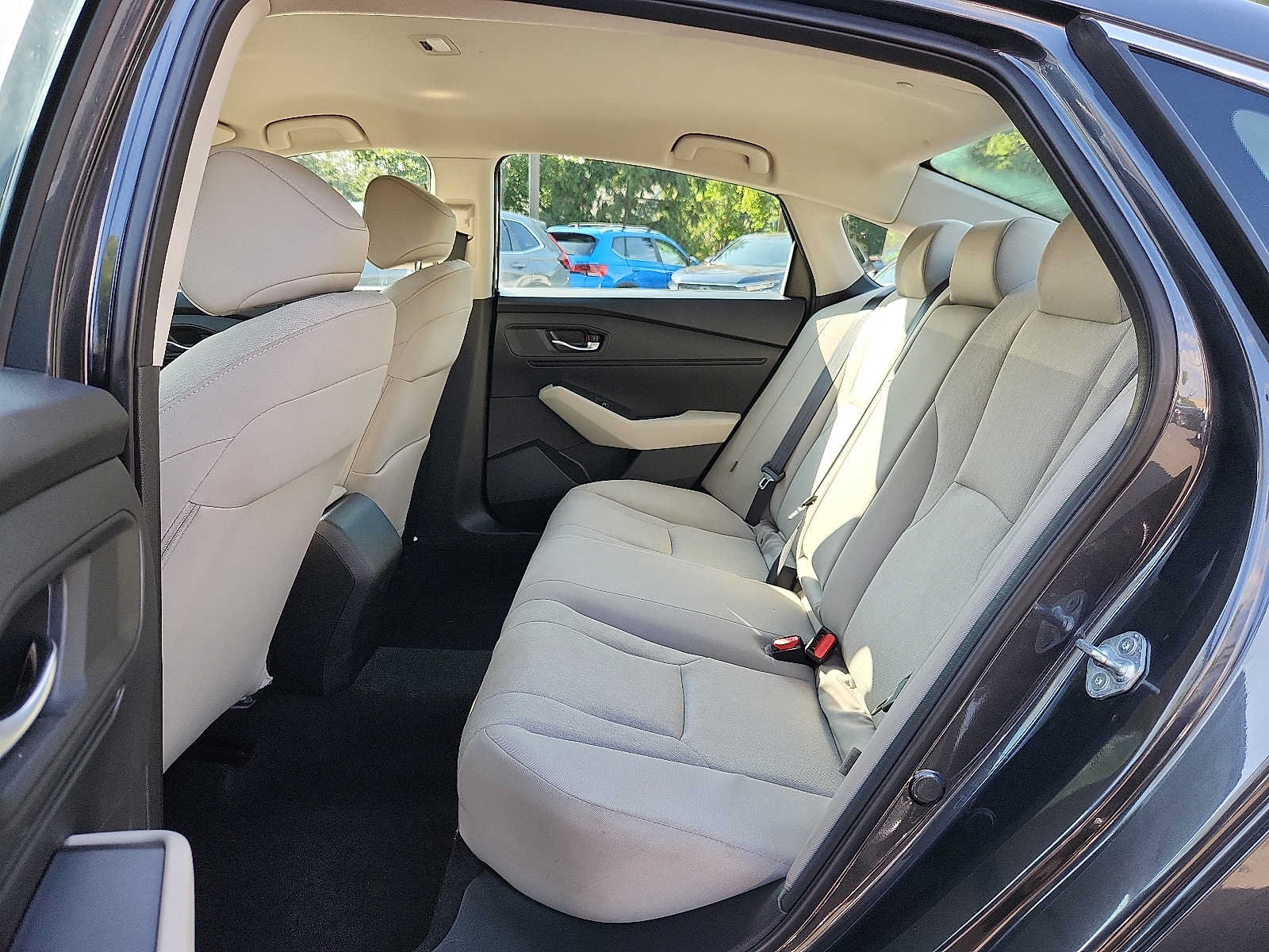 Used 2023 Honda Accord LX image 10