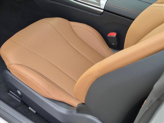New 2027 Mercedes-Benz CLE 300 4MATIC Cabriolet image 4