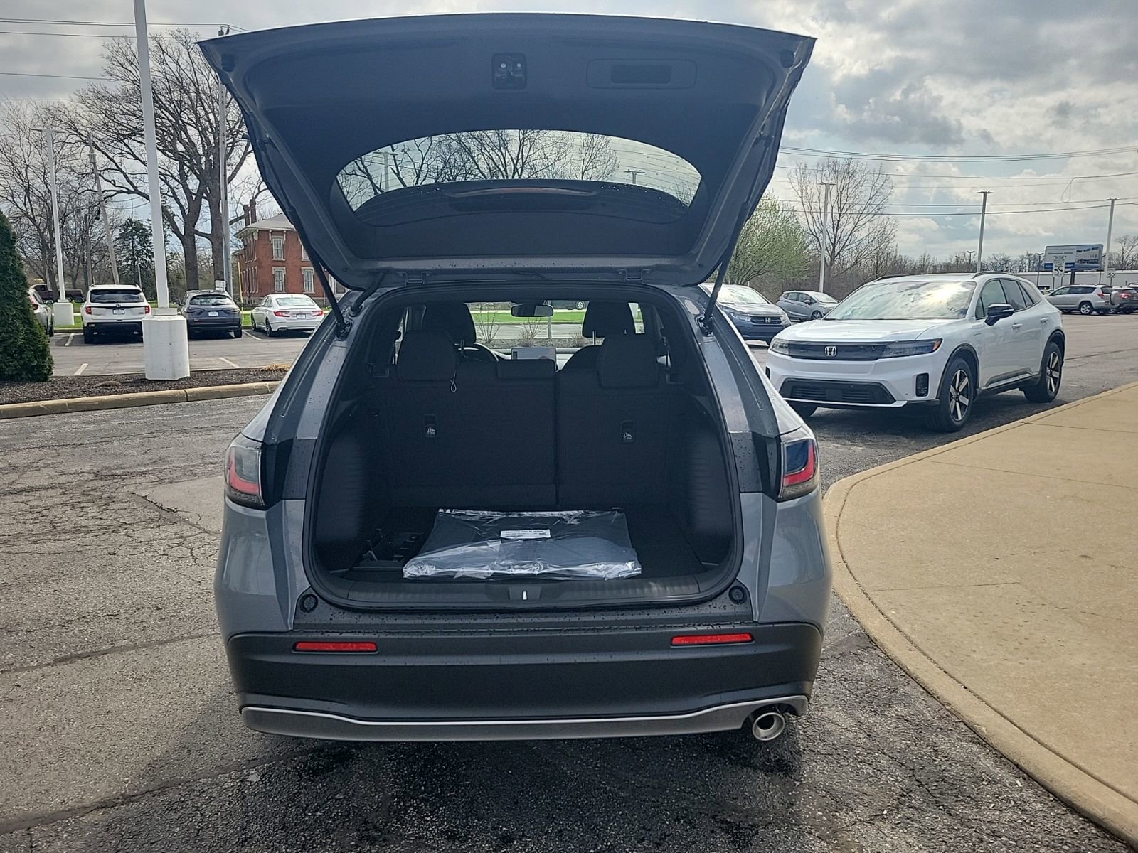 New 2026 Honda HR-V Sport image 8
