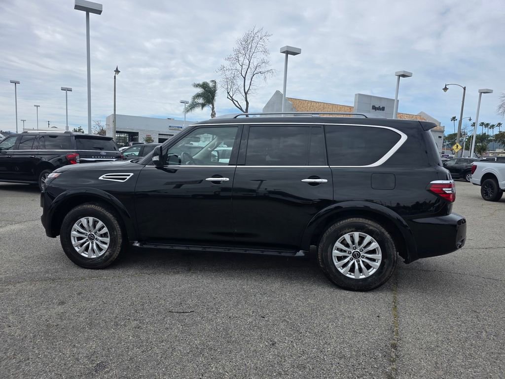 Used 2023 Nissan Armada SV image 9