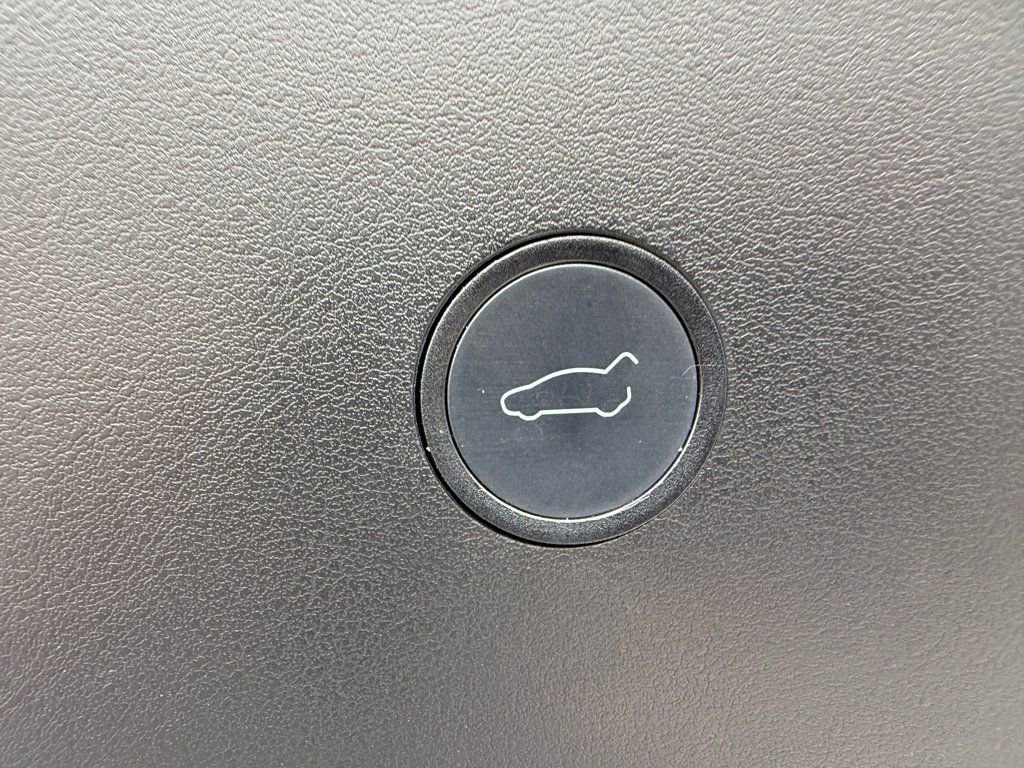 Used 2021 Tesla Model X Long Range image 30