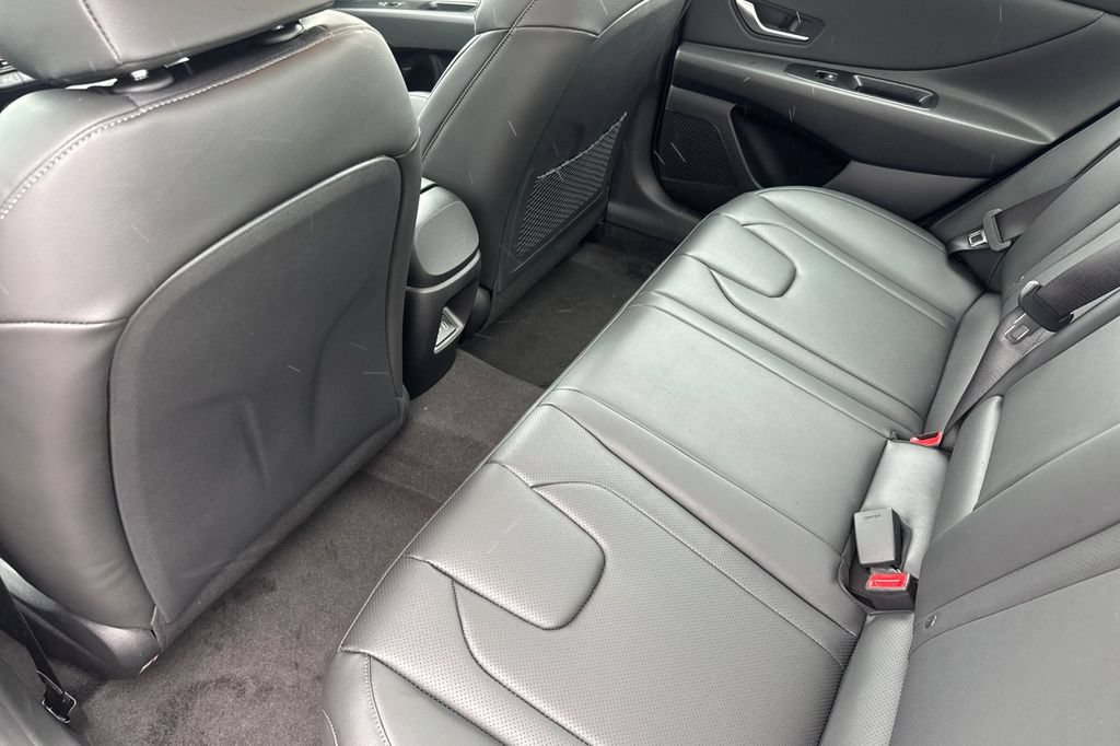 New 2026 Hyundai Elantra Limited FWD image 12