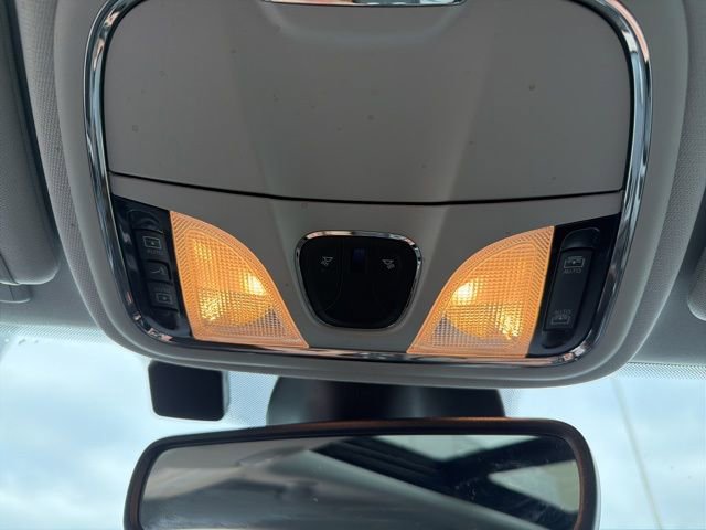 Used 2022 Jeep Cherokee Limited image 29