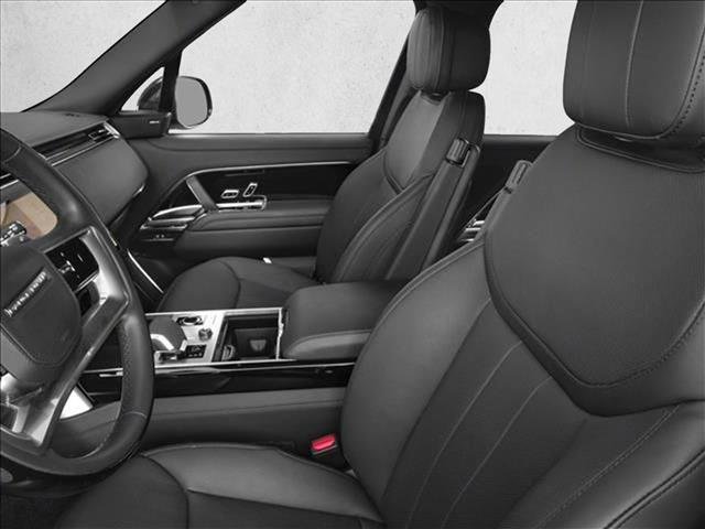 New 2025 Land Rover Range Rover SE image 6