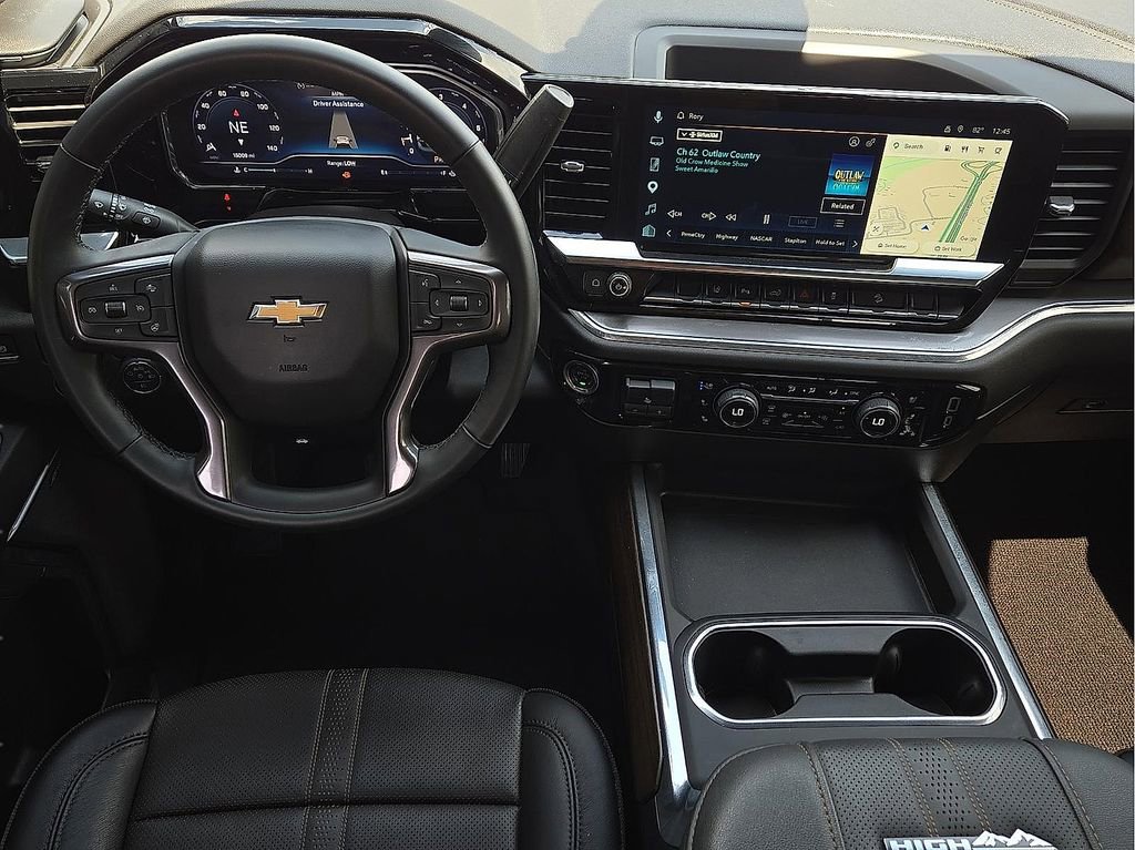 Used 2025 Chevrolet Silverado 2500 High Country AWD/4WD image 11