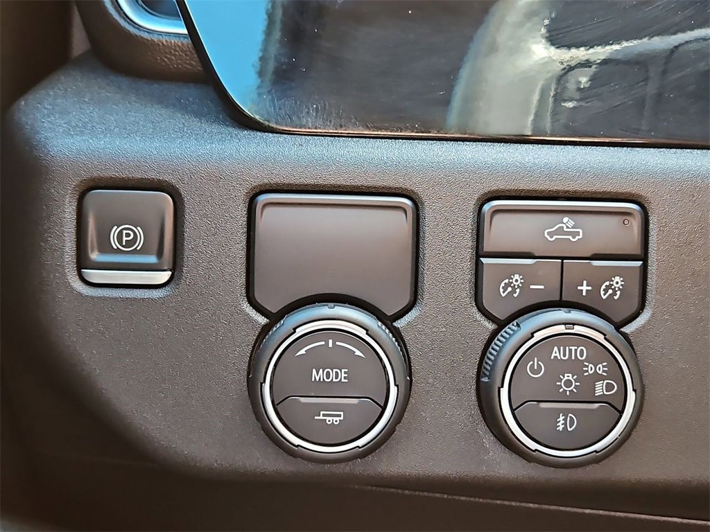 Used 2022 Chevrolet Silverado 1500 RST w/ Protection Package image 24