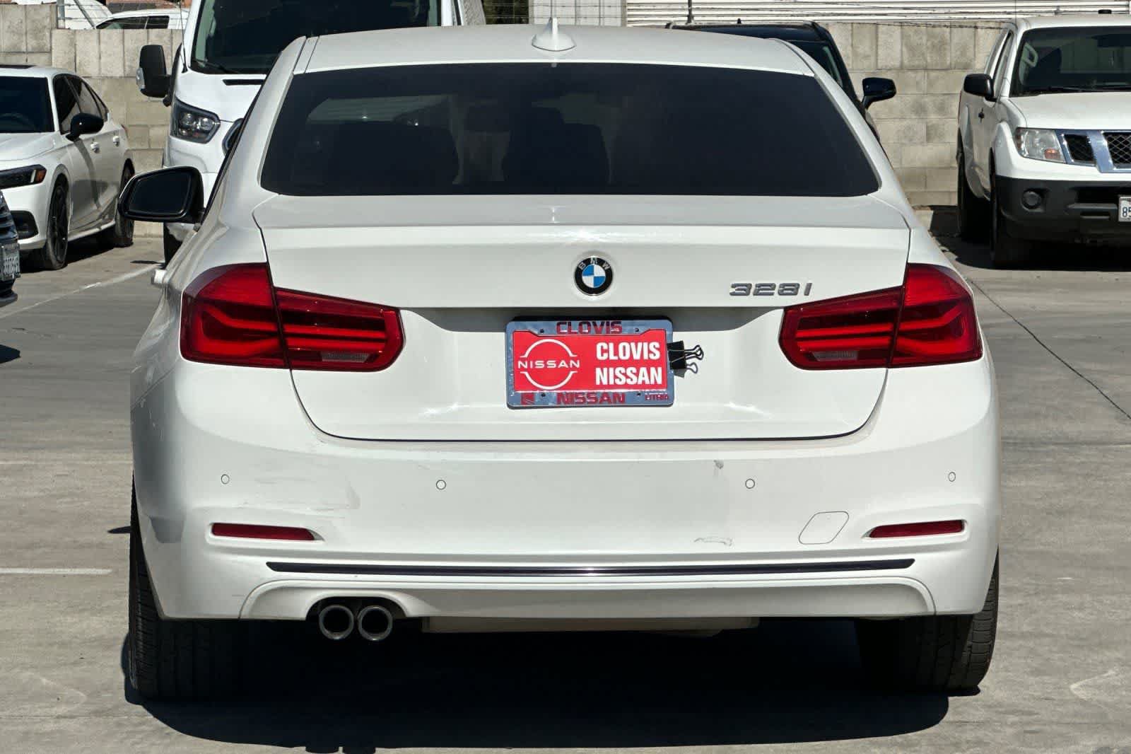 Used 2016 BMW 328i Sedan RWD image 8