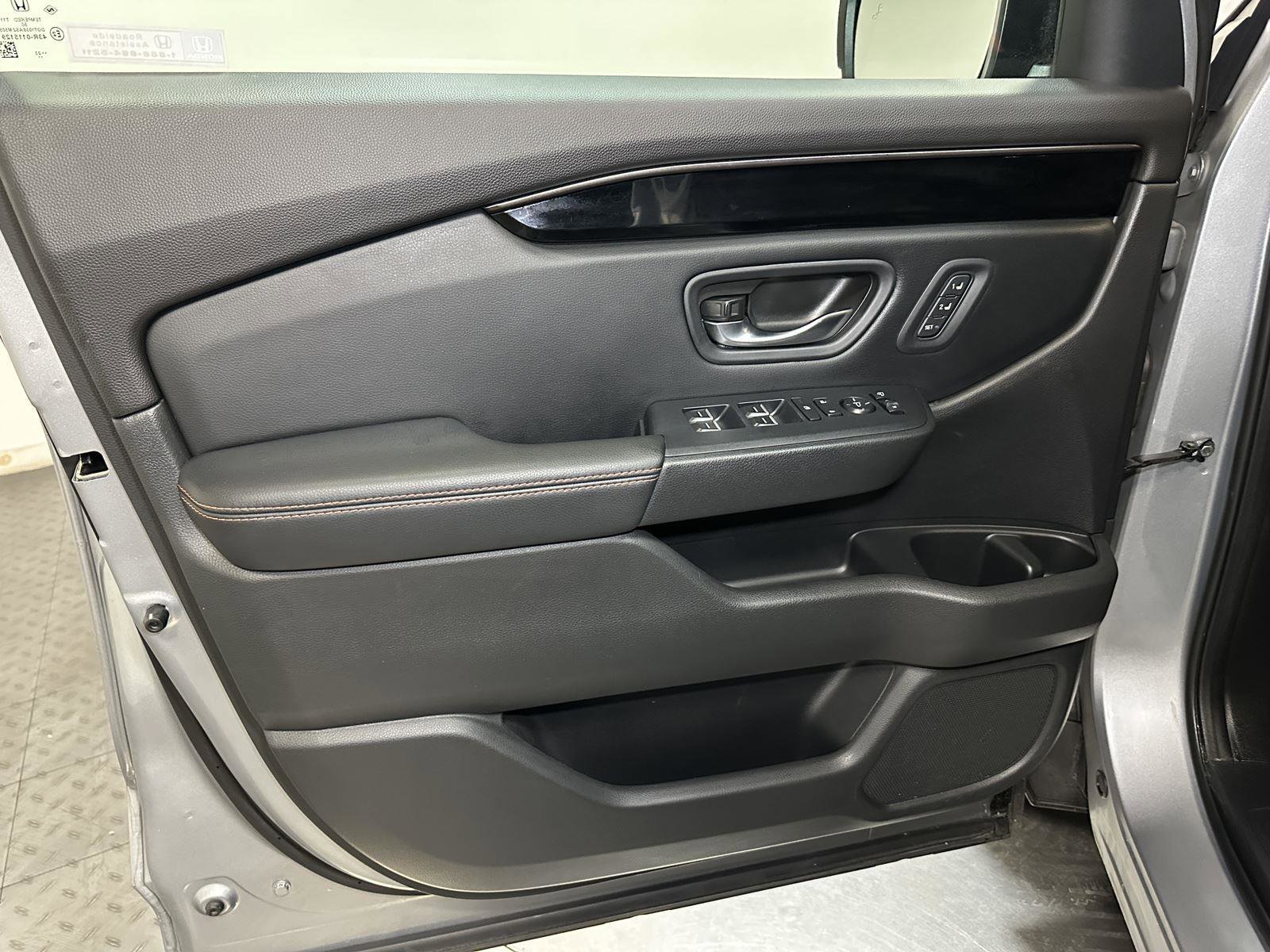 Used 2023 Honda Pilot TrailSport image 20