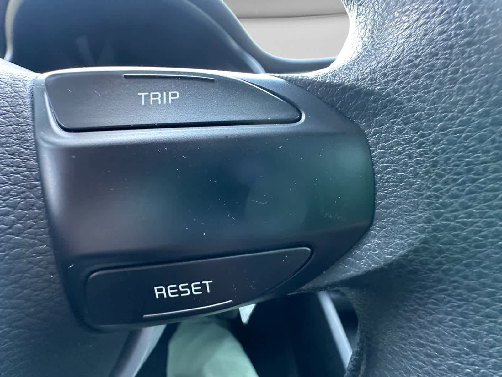 Used 2021 Kia Rio LX FWD image 25