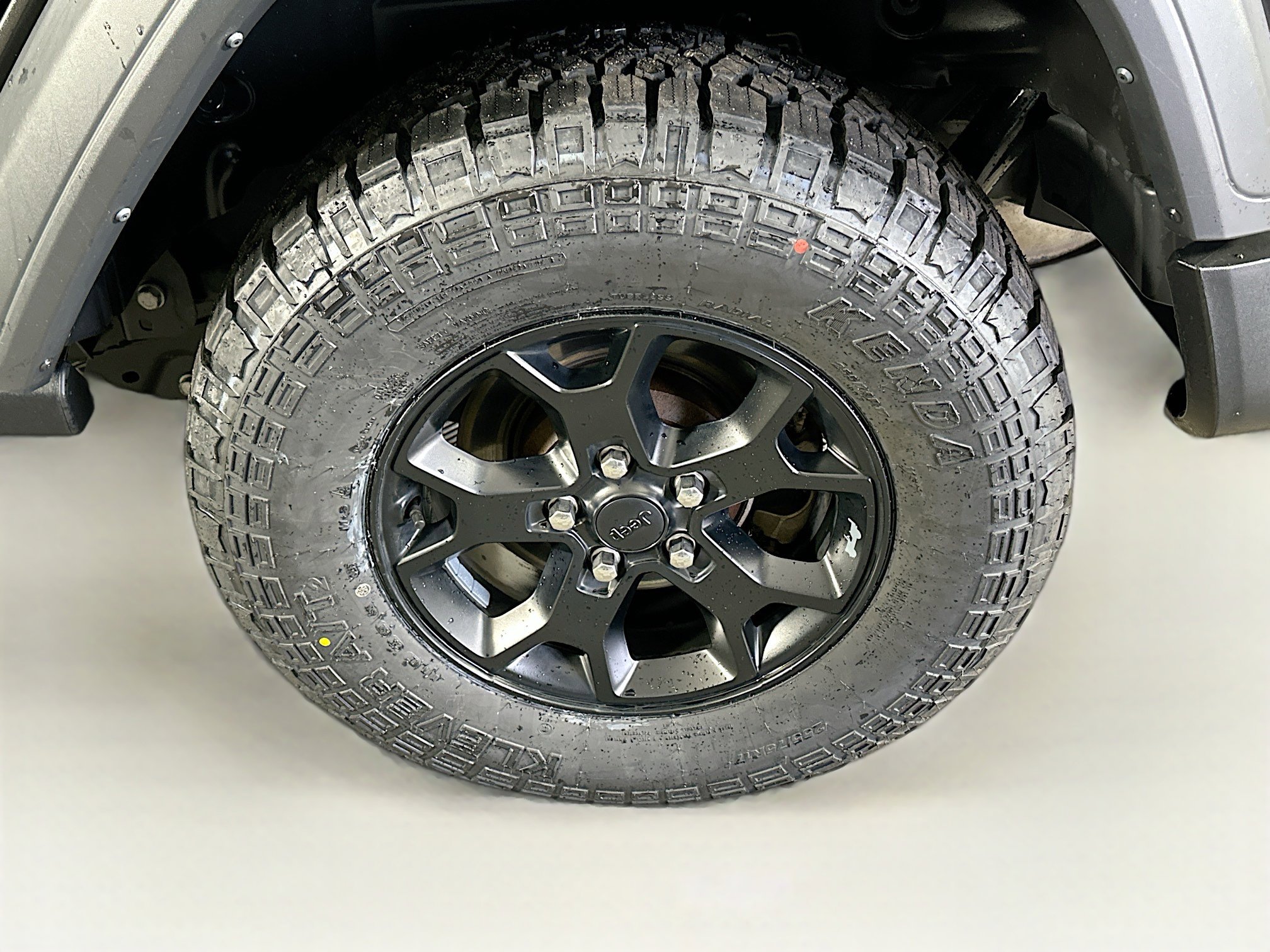 Used 2022 Jeep Wrangler Willys image 11