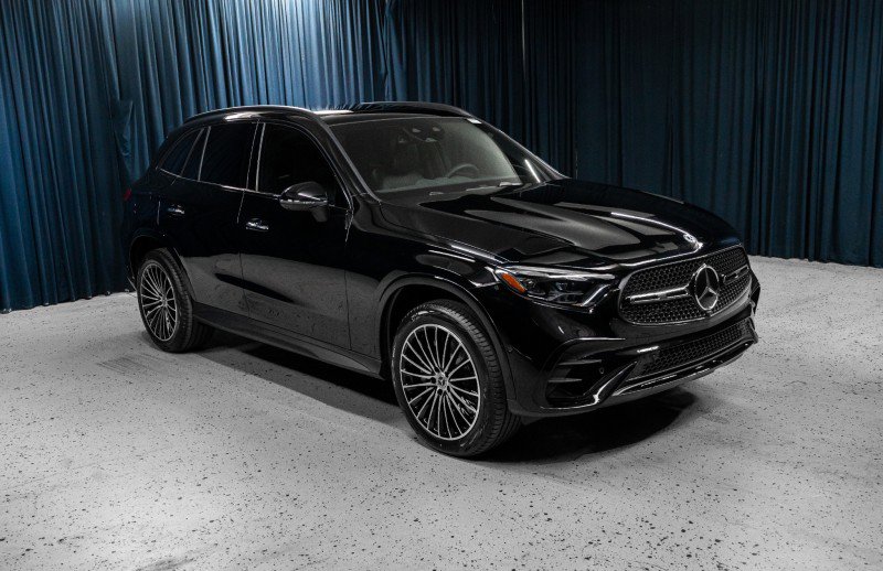 New 2026 Mercedes-Benz GLC 300 4MATIC image 3