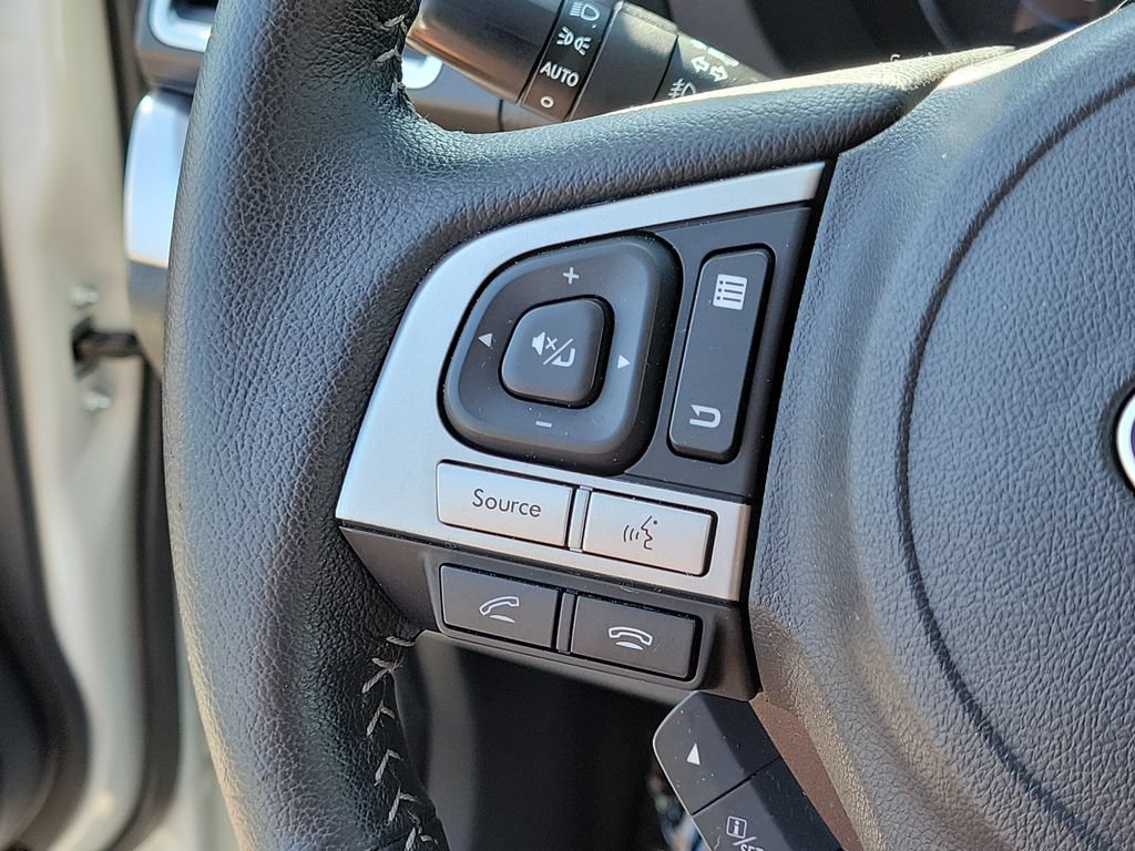 Used 2018 Subaru Forester 2.5i Touring AWD/4WD image 32