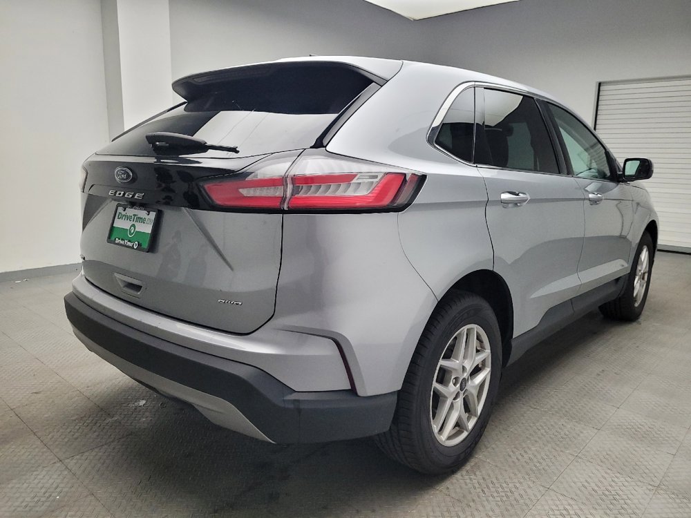 Used 2023 Ford Edge SEL image 9