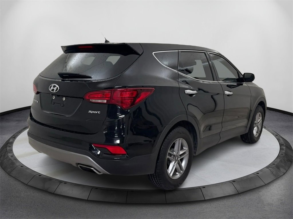 Used 2018 Hyundai Santa Fe Sport image 5