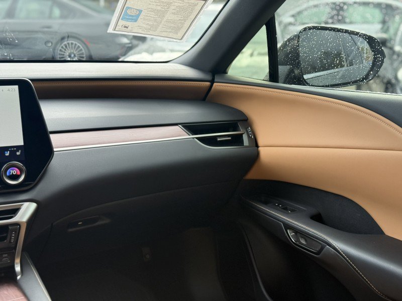 Used 2025 Lexus RX 350 Premium w/ Accessory Package image 24