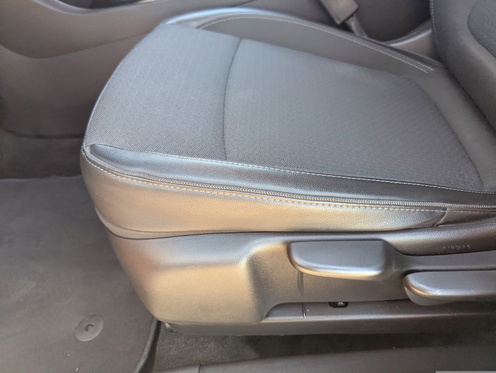 Used 2021 Buick Encore GX Preferred image 28