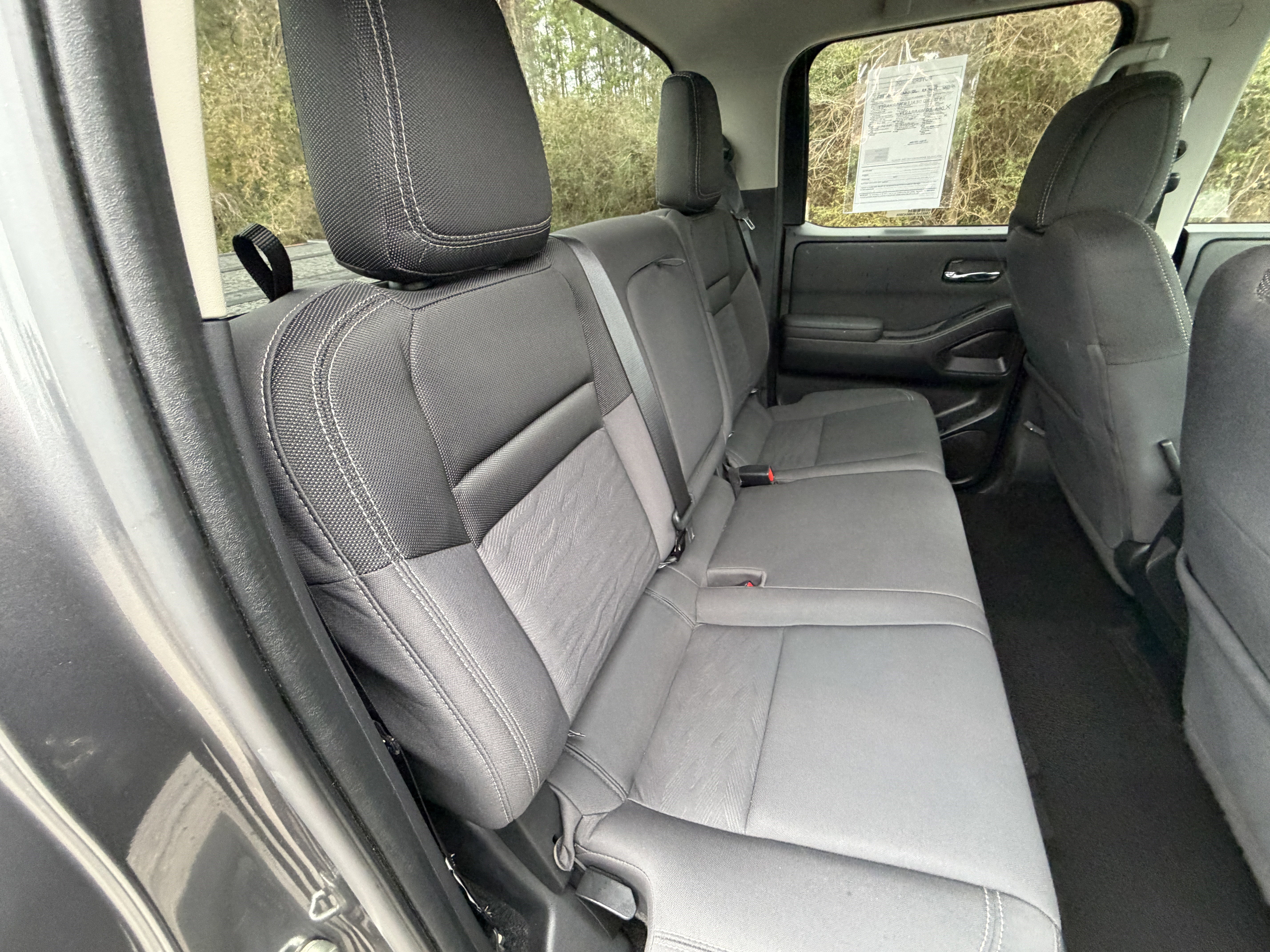 Used 2022 Nissan Frontier SV image 18