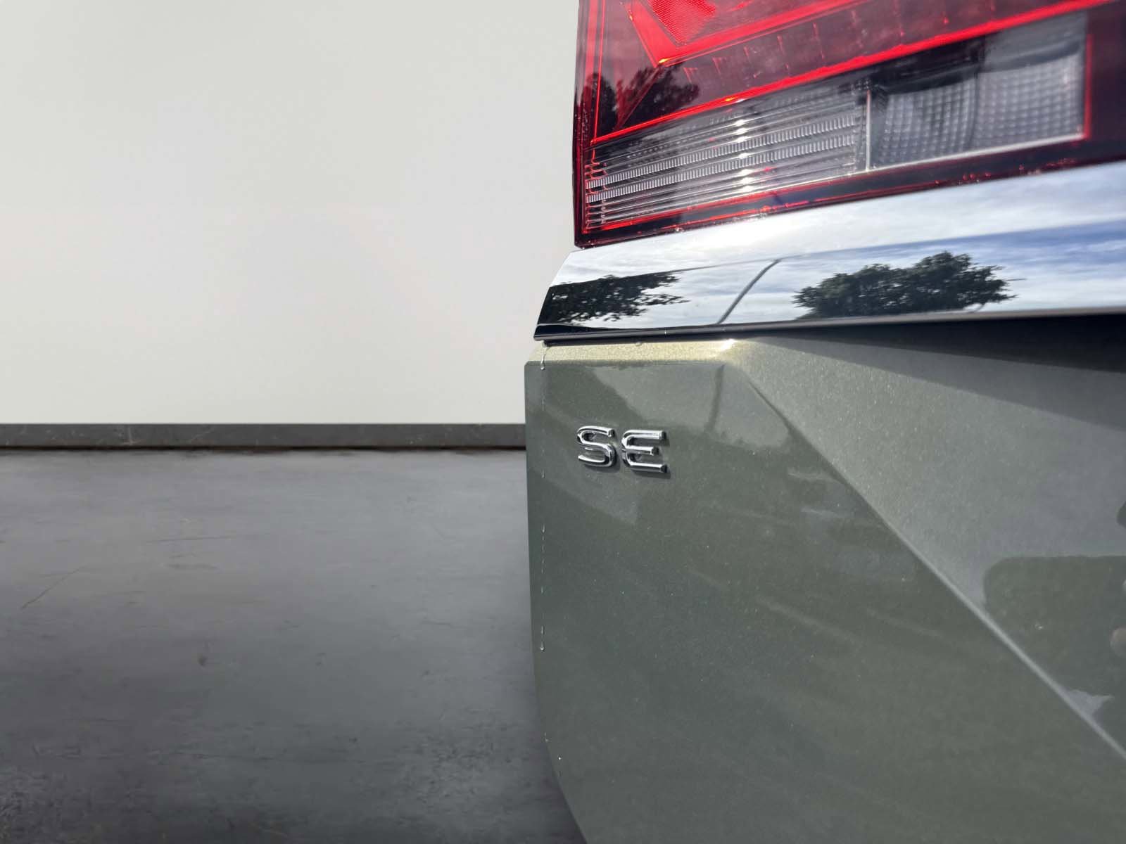 New 2026 Volkswagen Atlas SE image 6