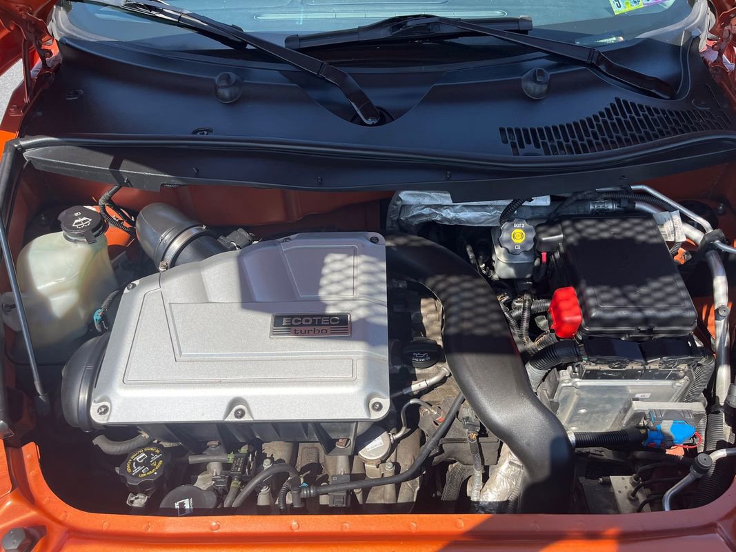 Used 2008 Chevrolet HHR SS FWD image 22