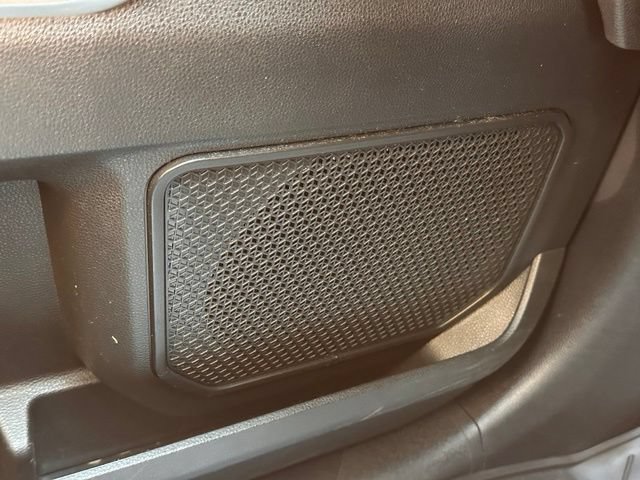Used 2022 Toyota Prius XLE AWD/4WD image 19