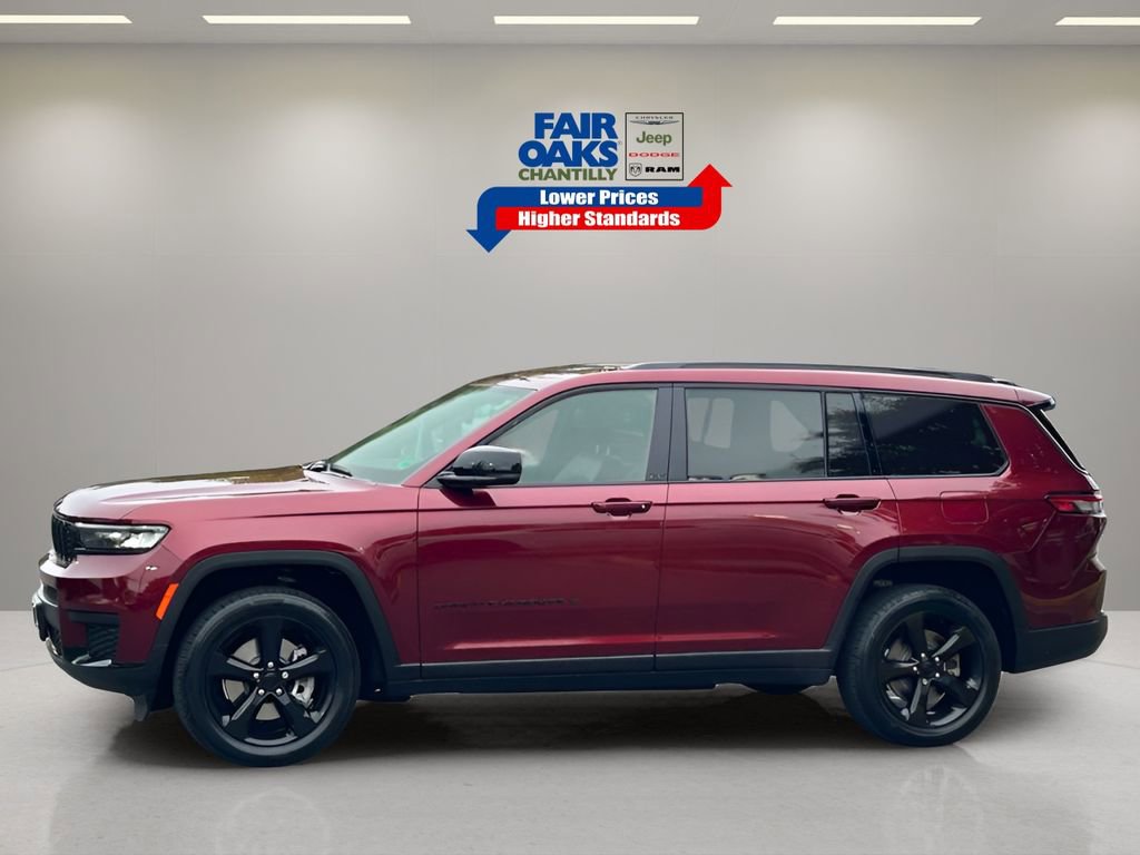 Certified 2022 Jeep Grand Cherokee L Laredo image 11