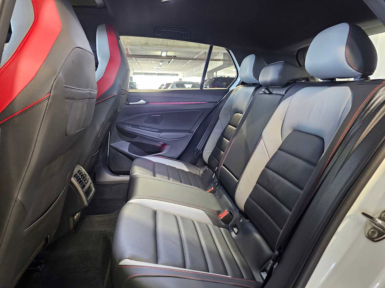 Used 2024 Volkswagen GTI SE FWD image 33