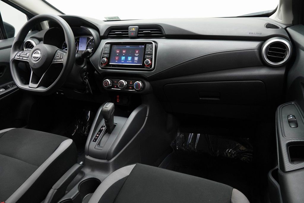 Used 2025 Nissan Versa S w/ Trunk Package FWD image 16