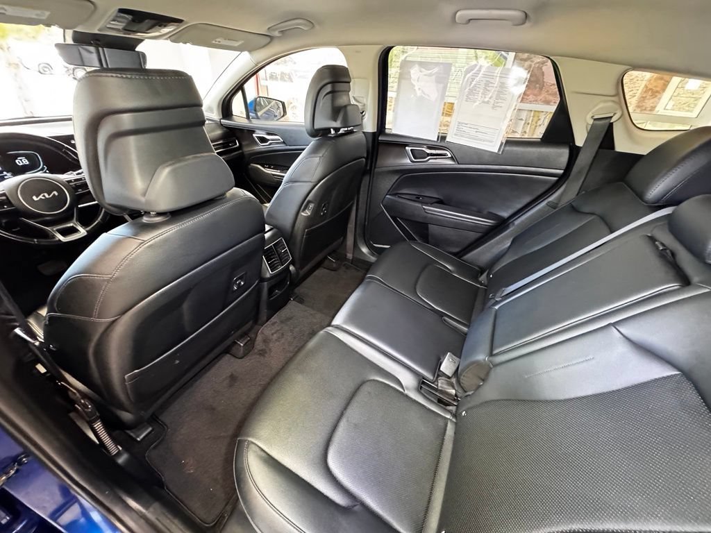 Used 2025 Kia Sportage EX AWD/4WD image 41
