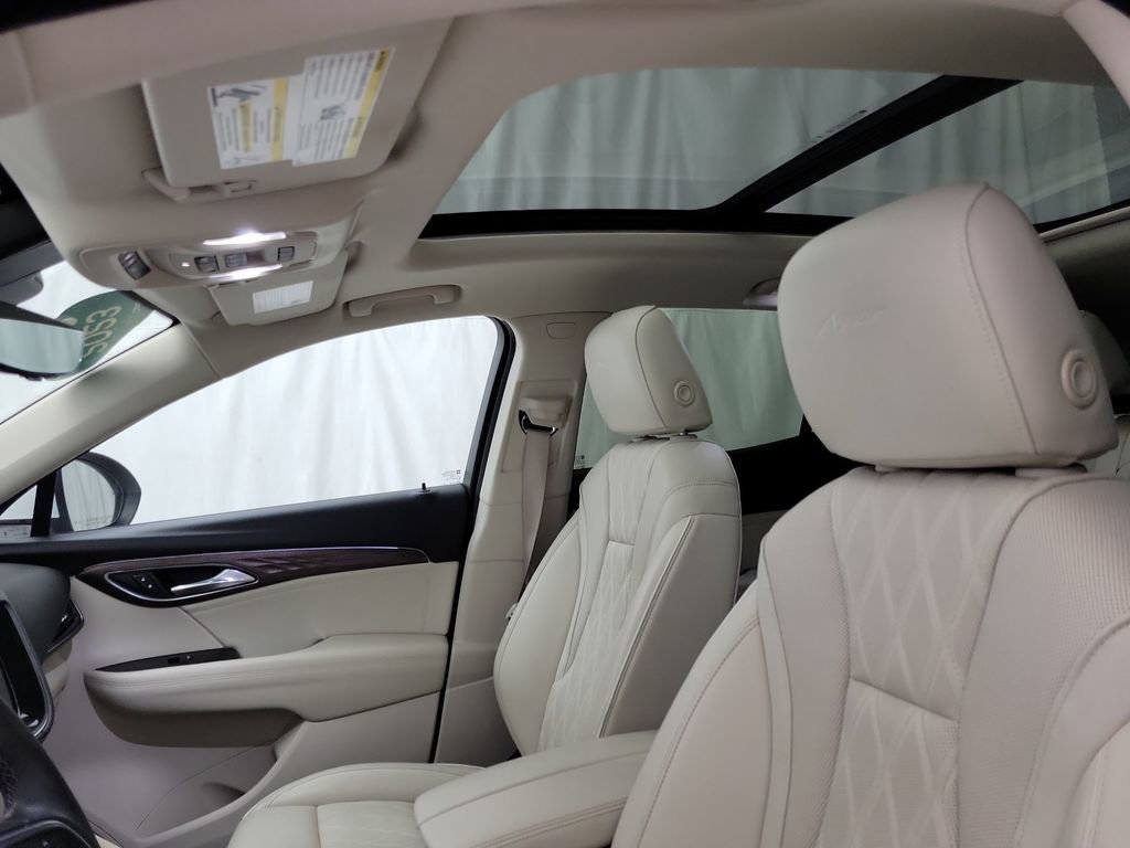 Certified 2023 Buick Envision Avenir image 4