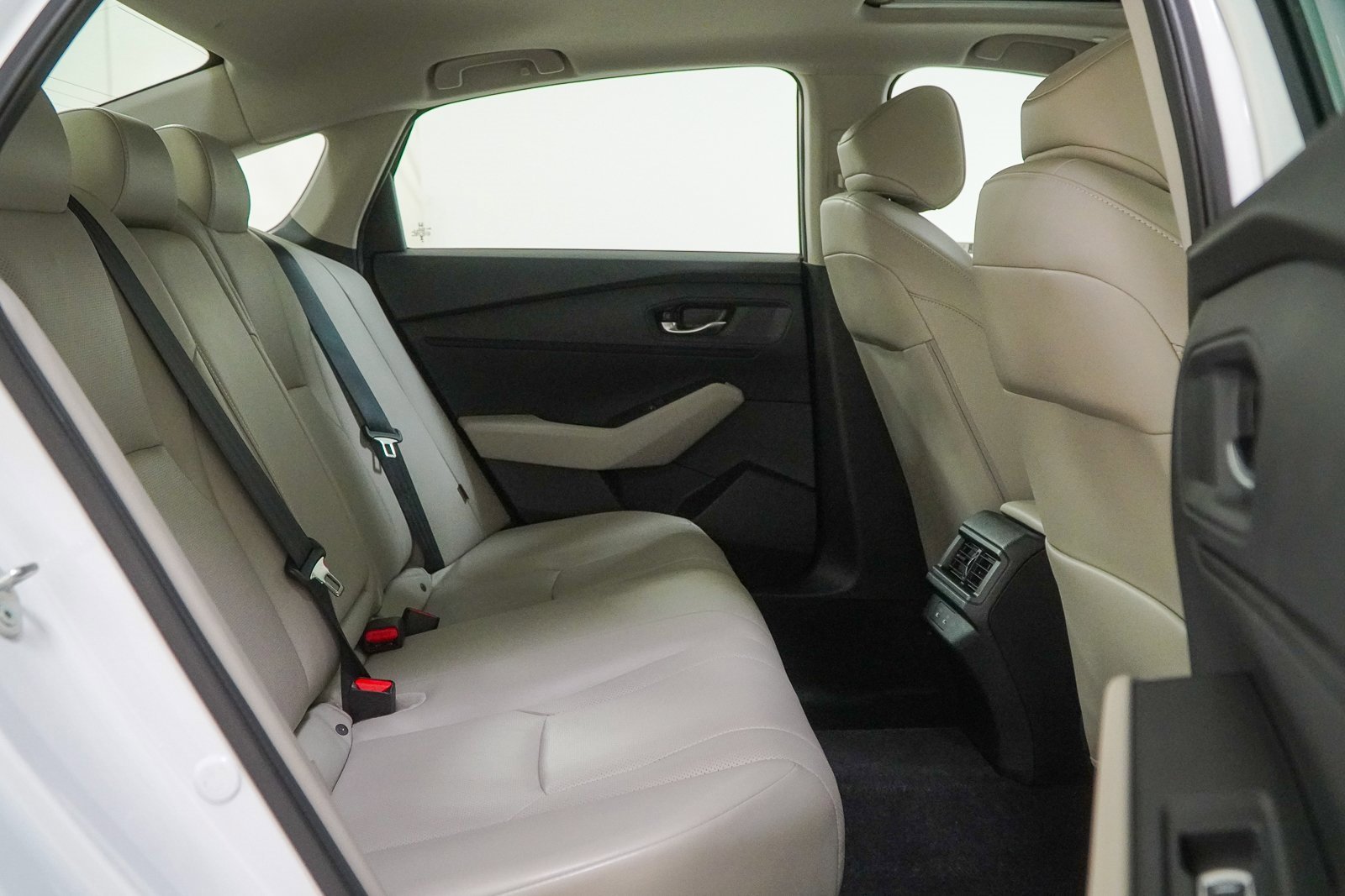 Certified 2023 Honda Accord EX-L image 37